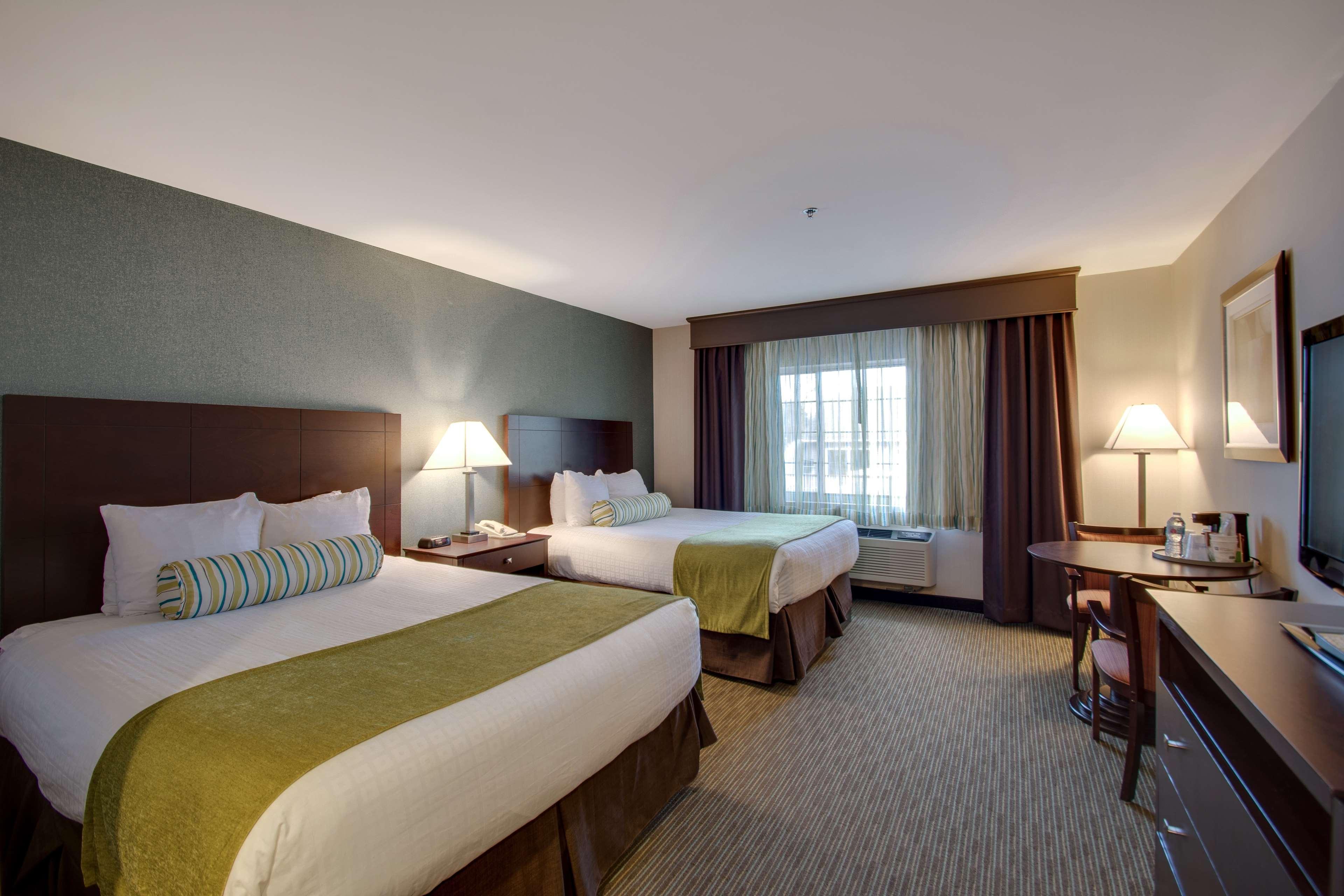 Best Western Plus, The Inn At Hampton Exterior foto