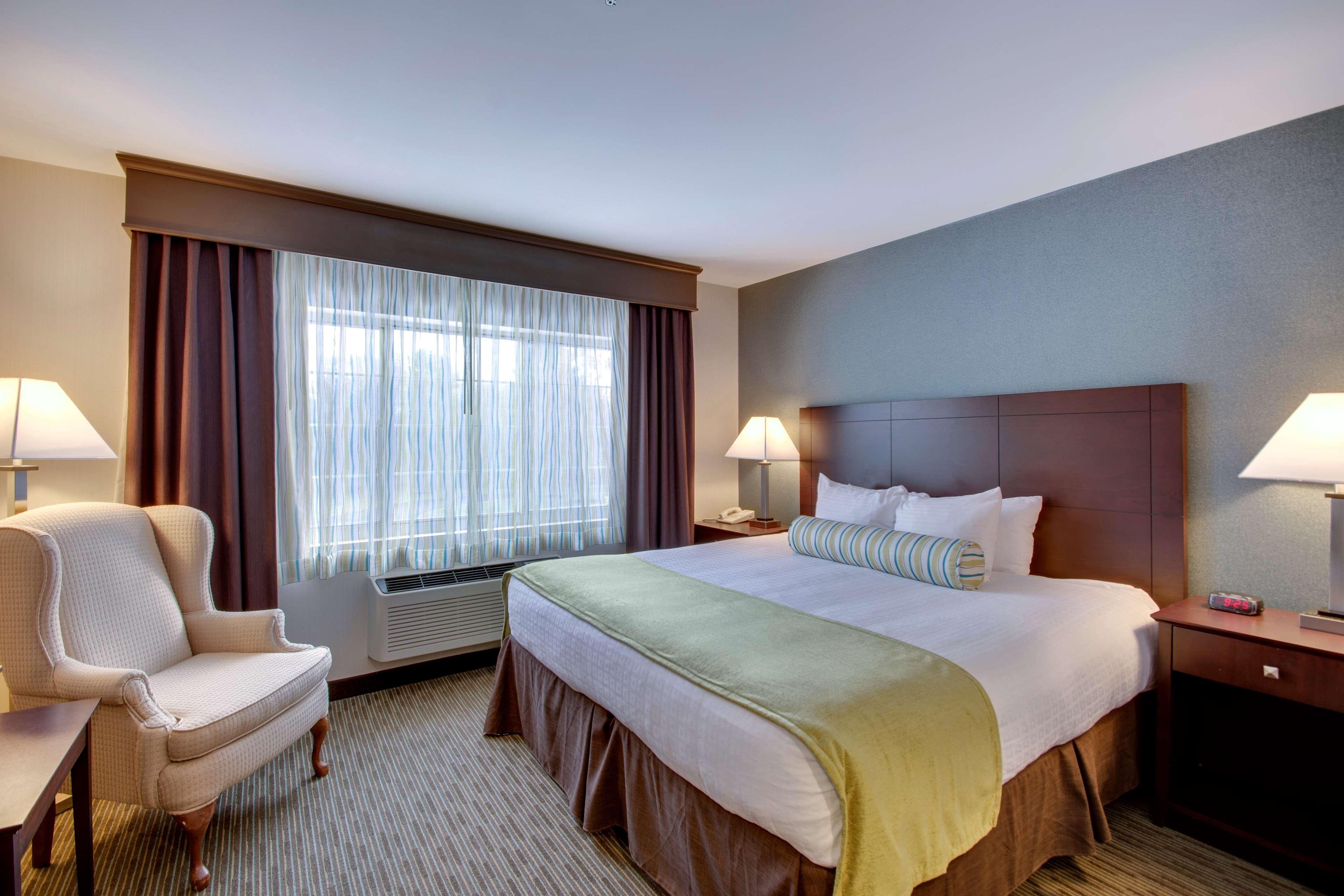 Best Western Plus, The Inn At Hampton Exterior foto